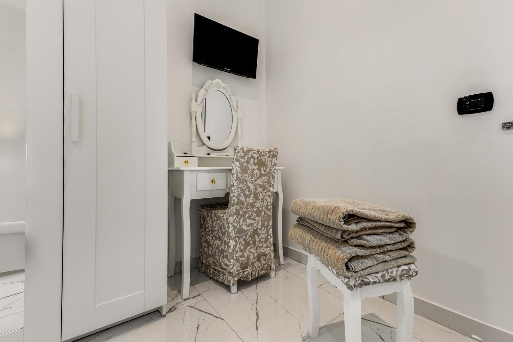 Dolce Rooms Milan Bagian luar foto