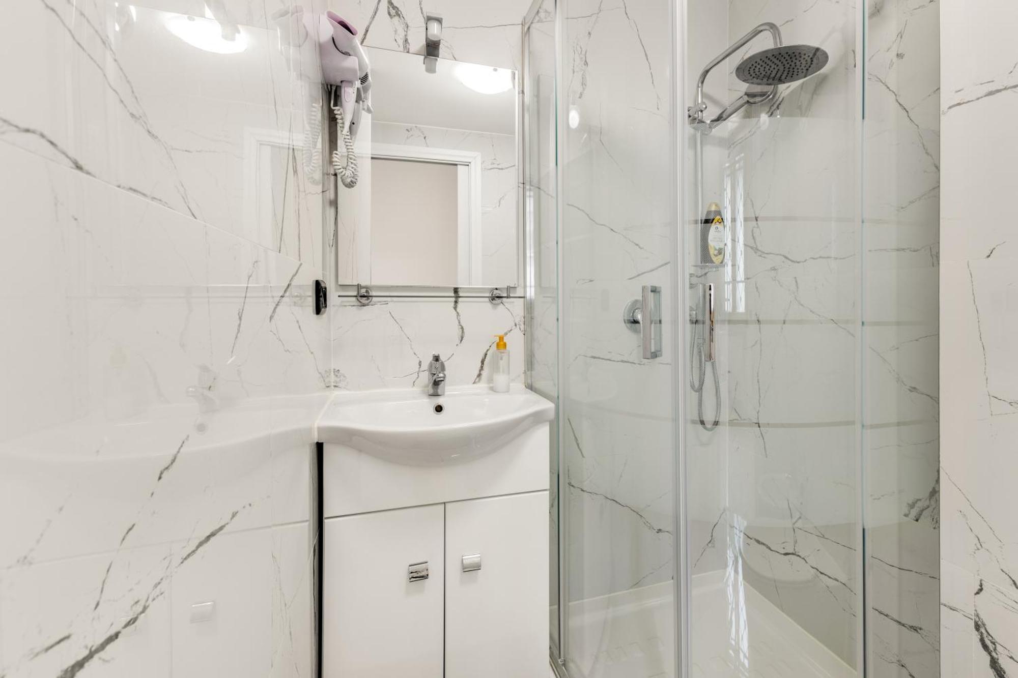 Dolce Rooms Milan Bagian luar foto